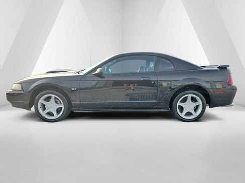 Used 2001 Ford Mustang GT RWD image 8