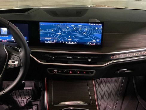 Used 2025 BMW X5 xDrive40i image 6