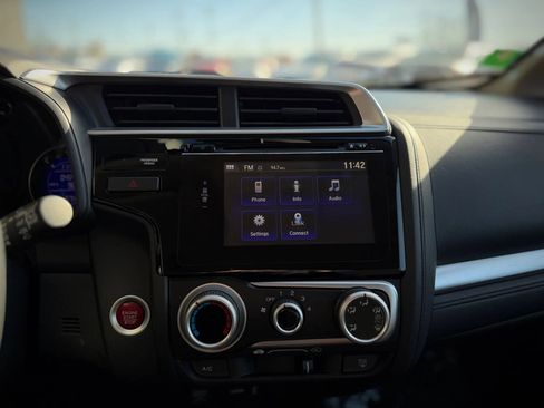 Used 2016 Honda Fit EX image 16