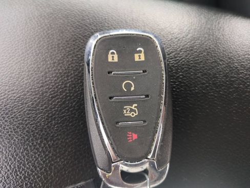 Used 2024 Chevrolet Malibu LT FWD image 36