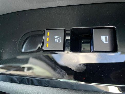 Used 2025 Hyundai Tucson Limited image 39