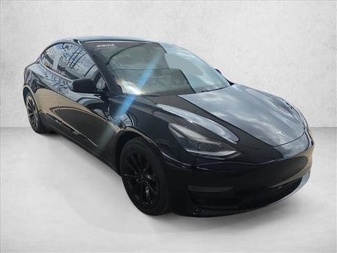 Used 2021 Tesla Model 3 Standard Range Plus RWD image 7