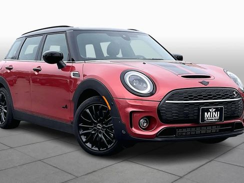 Used 2024 MINI Cooper Clubman S image 2