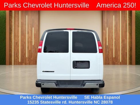 Certified 2025 Chevrolet Express 3500 LT w/ LT Preferred Equipment Group RWD image 33