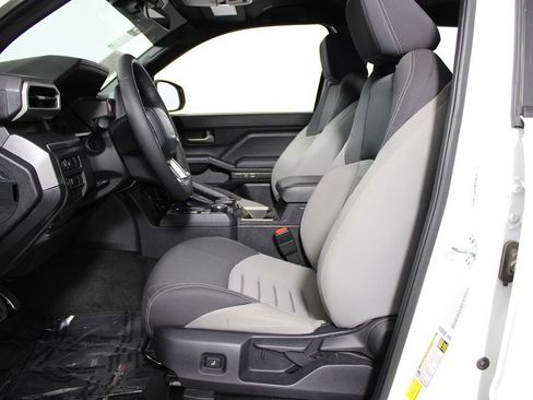 Used 2024 Toyota Tacoma TRD Sport RWD image 34