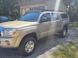 Used 2007 Toyota Tacoma PreRunner image 2