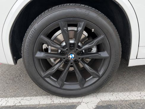 Certified 2024 BMW X3 xDrive30i w/ M Sport Package AWD/4WD image 4