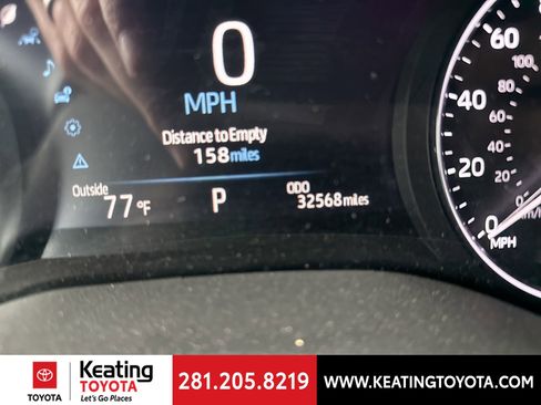 Used 2023 Toyota Sienna Limited image 13