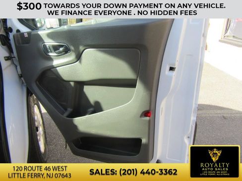 Used 2020 Ford Transit 350 XLT image 30
