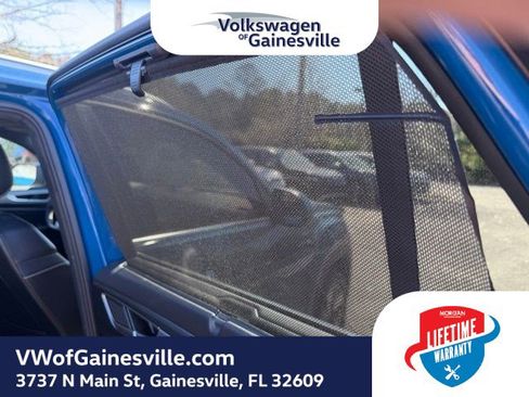 Certified 2025 Volkswagen Atlas Cross Sport SE image 7