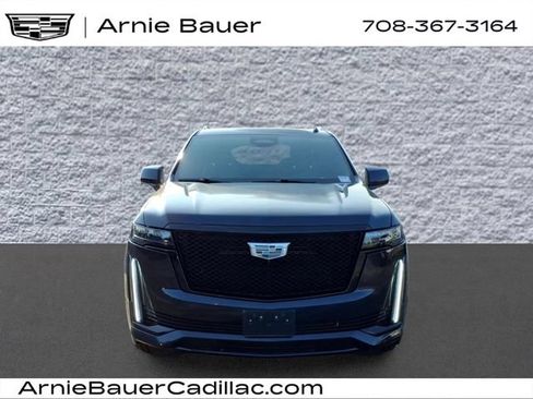 Certified 2023 Cadillac Escalade Sport w/ LPO, ONYX Package AWD/4WD image 11