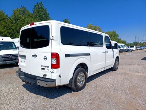 Used 2016 Nissan NV 3500 SV w/ SV Technology Package image 5