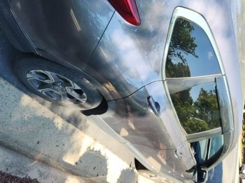Used 2018 Honda CR-V EX image 13