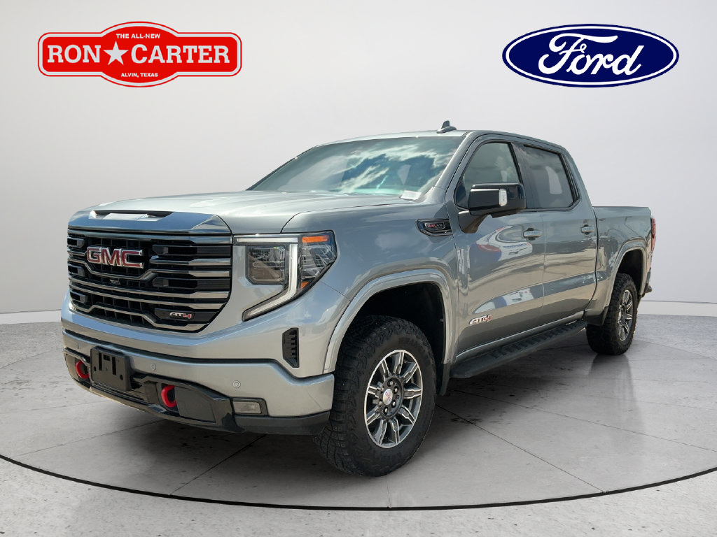 Used 2024 GMC Sierra 1500 AT4 w/ Technology Package AWD/4WD image 3