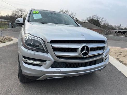 Used 2015 Mercedes-Benz GL 450 4MATIC image 9