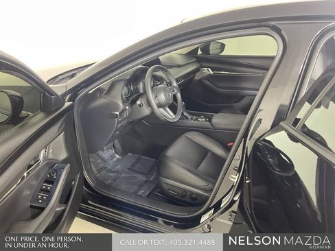 Used 2020 MAZDA MAZDA3 AWD Sedan w/ Premium Package image 12