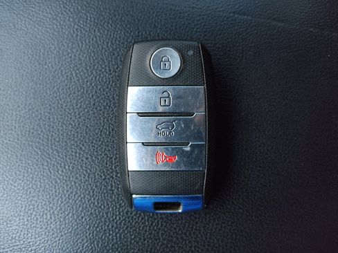 Used 2019 Kia Sorento SX FWD image 32