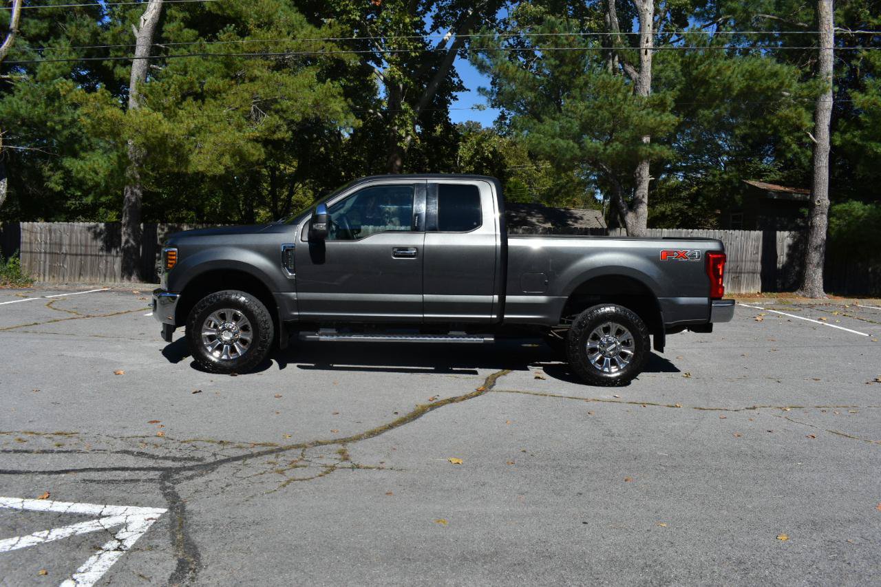 Used 2018 Ford F250 XLT w/ XLT Premium Package AWD/4WD image 3