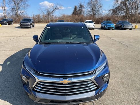 Certified 2023 Chevrolet Blazer Premier w/ Enhanced Convenience Package image 8