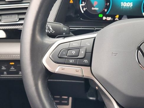 Used 2024 Volkswagen Atlas Cross Sport SEL R-Line image 30