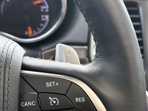 Used 2017 Jeep Grand Cherokee Summit image 34