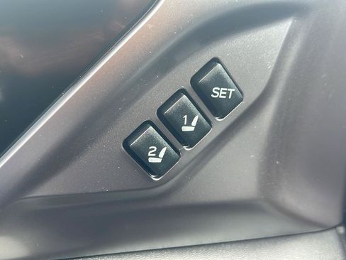 Used 2024 Subaru Outback Limited AWD/4WD image 25