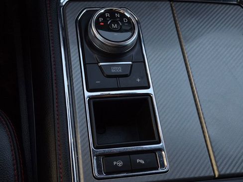 Used 2019 Ford Expedition Limited w/ Equipment Group 303A image 12