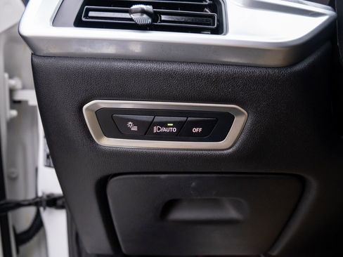 Certified 2024 BMW X7 xDrive40i w/ Climate Comfort Package image 19