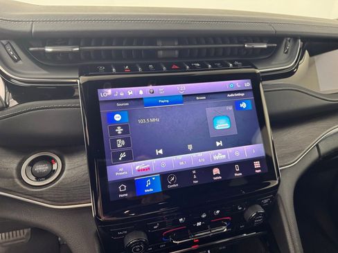 Used 2023 Jeep Grand Cherokee L Overland w/ Trailer Tow Group (B) image 15