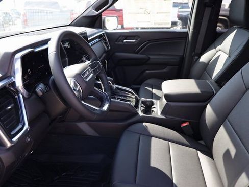 New 2026 GMC Canyon Elevation w/ Convenience Package image 10