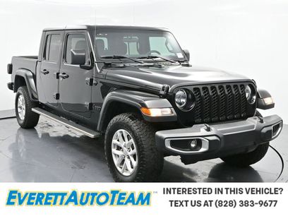 Used 2023 Jeep Gladiator Sport