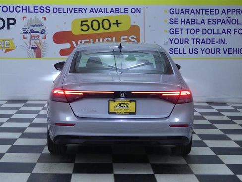 Used 2025 Honda Accord SE image 5