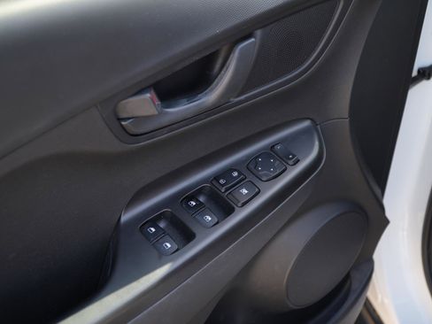 Used 2023 Hyundai Kona SEL image 13