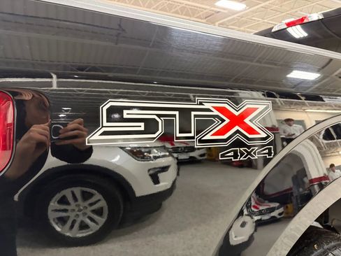 Used 2017 Ford F150 XL w/ Equipment Group 101A Mid image 18