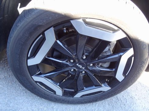 Used 2023 Kia Telluride S image 15