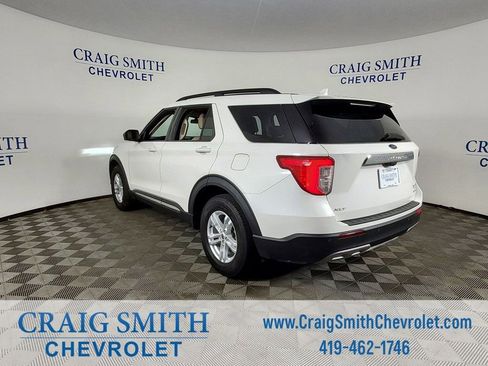 Used 2022 Ford Explorer XLT w/ Equipment Group 202A image 11