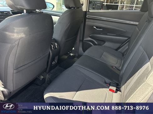Certified 2023 Hyundai Tucson SEL AWD/4WD image 12