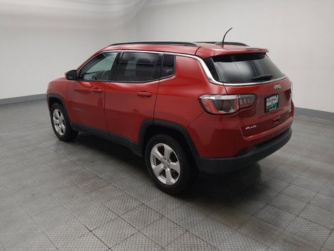 Used 2018 Jeep Compass Latitude w/ Popular Equipment Group AWD/4WD image 3