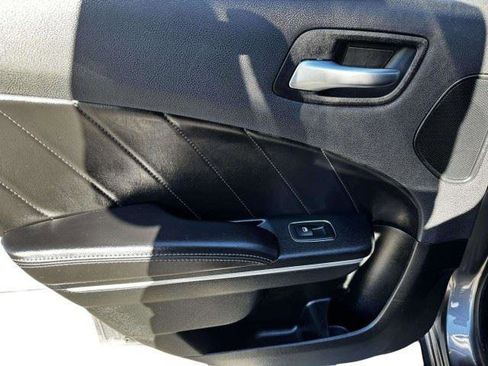 Used 2018 Dodge Charger GT AWD/4WD image 36