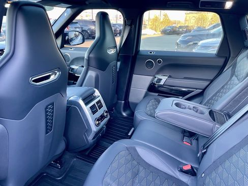 Used 2022 Land Rover Range Rover Sport SVR image 30