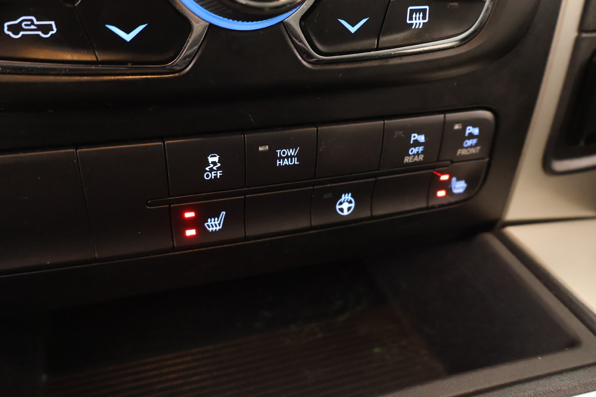 Used 2017 RAM 1500 Big Horn AWD/4WD image 8