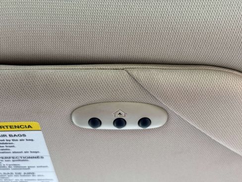 Used 2013 Lincoln MKS FWD image 22