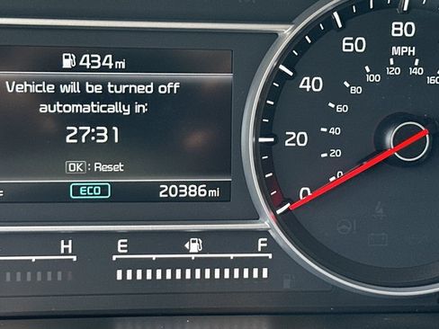 Certified 2023 Kia Sorento S w/ Panoramic Sunroof Package FWD image 32