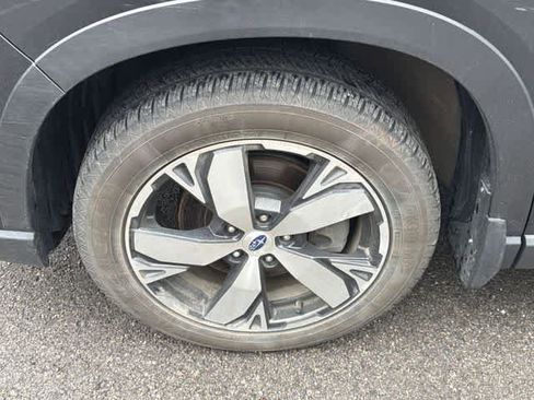 Used 2019 Subaru Forester Touring image 5
