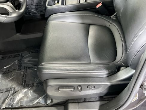Used 2023 Honda Odyssey Touring image 19