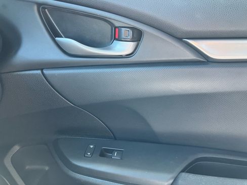Used 2018 Honda Civic LX image 32