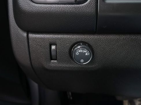 Used 2019 Chevrolet Colorado LT RWD image 24