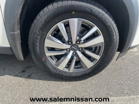 Certified 2023 Nissan Pathfinder SL AWD/4WD image 28