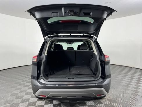 Used 2023 Nissan Rogue SV FWD image 44