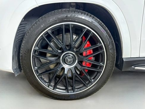 Used 2022 Mercedes-Benz GLS 63 AMG 4MATIC image 34